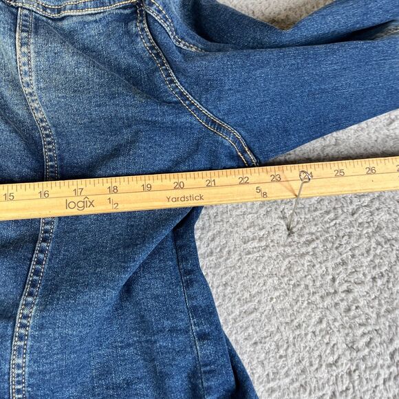 Torrid Denim Jacket Womens 2 18/20 Trucker Metal Buttons Jean Stretch - Picture 13 of 13